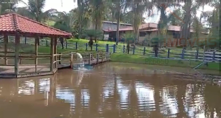 Imagem Fazenda à Venda, 302 m² em Divinópolis