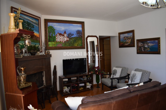 Imagem Casa com 3 Quartos à Venda, 164 m² em Região De Capivari - Campos Do Jordão Imagem Casa com 3 Quartos à Venda, 164 m² em Região De Capivari - Campos Do Jordão