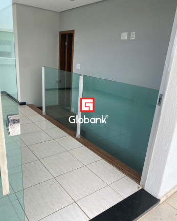 Imagem Imóvel com 3 Quartos à Venda, 1 m² em Edgar Pereira - Montes Claros
