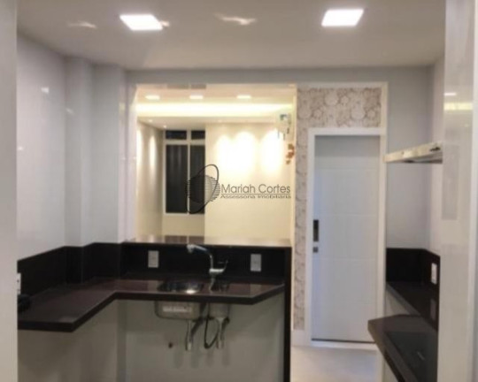 Imagem Imóvel com 2 Quartos à Venda, 70 m² em Centro - Niterói Imagem Imóvel com 2 Quartos à Venda, 70 m² em Centro - Niterói