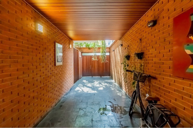 Imagem Casa com 4 Quartos à Venda, 310 m² em Moema - São Paulo