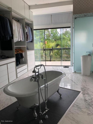 Imagem Casa com 8 Quartos à Venda, 1.207 m² em Barra Da Tijuca - Rio De Janeiro Imagem Casa com 8 Quartos à Venda, 1.207 m² em Barra Da Tijuca - Rio De Janeiro