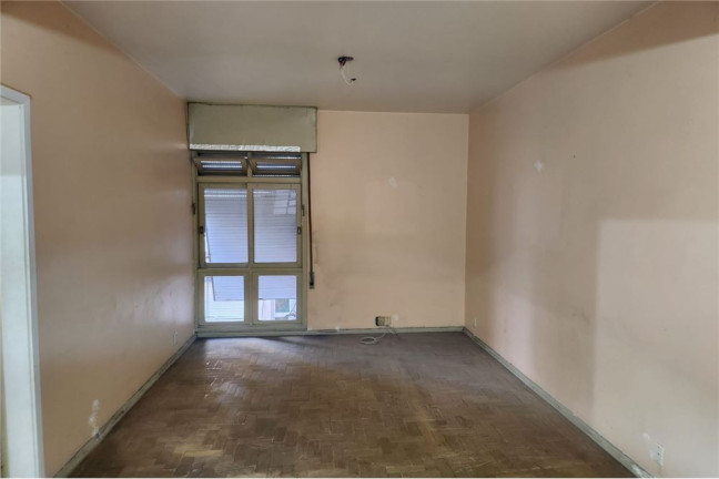 Imagem Imóvel com 2 Quartos à Venda, 76 m² em Centro Histórico - Porto Alegre Imagem Imóvel com 2 Quartos à Venda, 76 m² em Centro Histórico - Porto Alegre