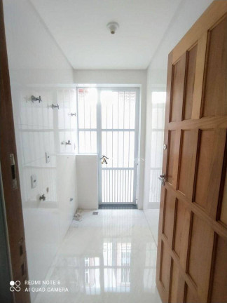 Imagem Casa com 2 Quartos à Venda, 70 m² em Embaré - Santos Imagem Casa com 2 Quartos à Venda, 70 m² em Embaré - Santos
