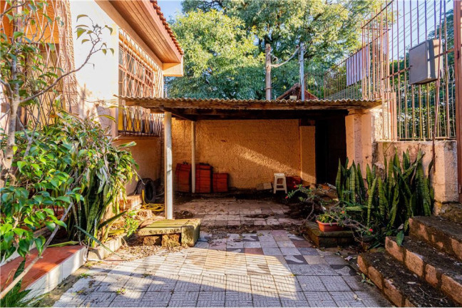 Imagem Casa com 3 Quartos à Venda, em Partenon - Porto Alegre Imagem Casa com 3 Quartos à Venda, em Partenon - Porto Alegre