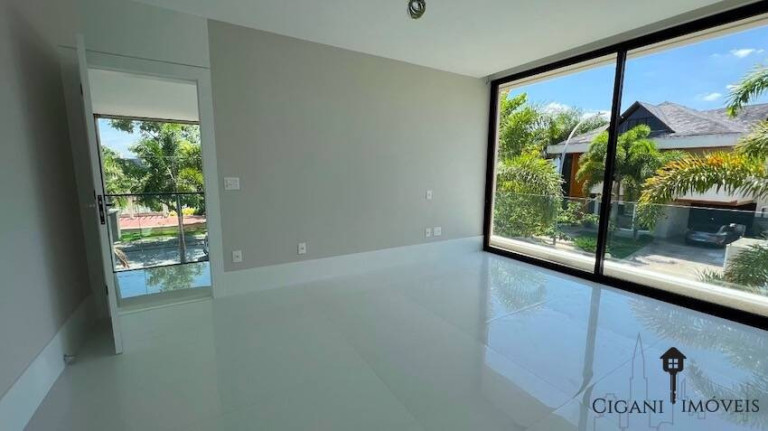Imagem Casa de Condomínio com 5 Quartos à Venda, 1.200 m² em Barra Da Tijuca - Rio De Janeiro Imagem Casa de Condomínio com 5 Quartos à Venda, 1.200 m² em Barra Da Tijuca - Rio De Janeiro