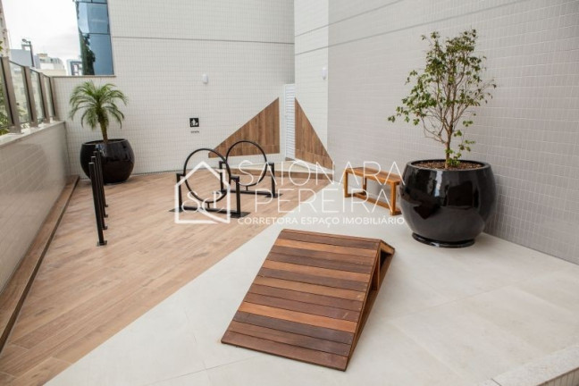 Imagem Apartamento com 2 Quartos à Venda, 85 m² em Centro - Florianópolis