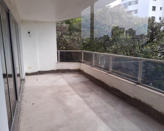 Imagem Imóvel com 4 Quartos à Venda, 362 m² em Campo Belo - São Paulo Imagem Imóvel com 4 Quartos à Venda, 362 m² em Campo Belo - São Paulo