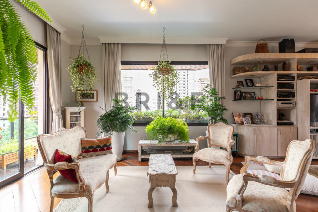 Imagem Apartamento com 4 Quartos à Venda, 242 m² em Moema - São Paulo Imagem Apartamento com 4 Quartos à Venda, 242 m² em Moema - São Paulo