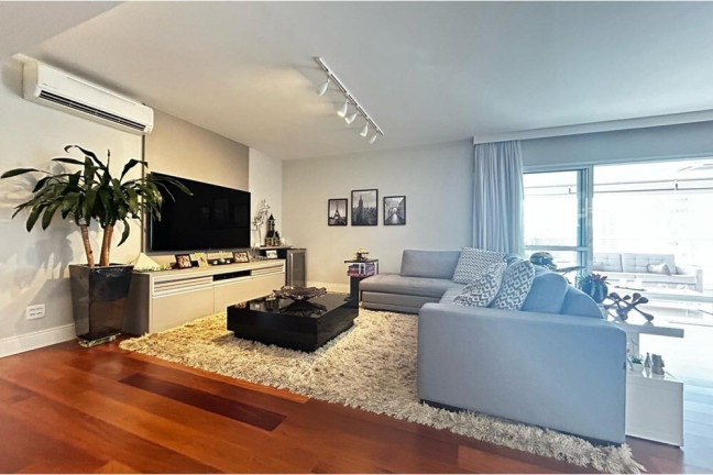 Imagem Imóvel com 3 Quartos à Venda, 258 m² em Vila Cordeiro - São Paulo Imagem Imóvel com 3 Quartos à Venda, 258 m² em Vila Cordeiro - São Paulo