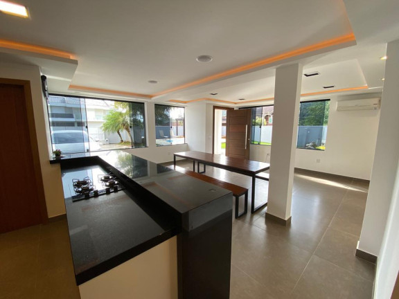 Imagem Casa com 4 Quartos à Venda, 202 m² em Bom Retiro - Joinville