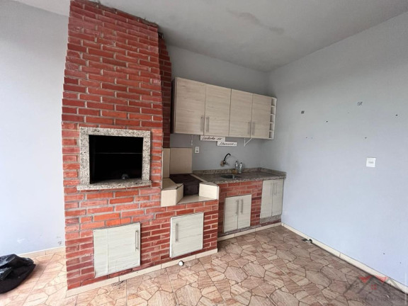 Imagem Casa com 3 Quartos à Venda, 469 m² em São Marcos - Joinville