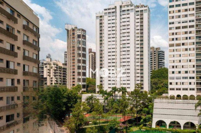 Imagem Imóvel com 4 Quartos à Venda, 169 m² em Real Parque - São Paulo Imagem Imóvel com 4 Quartos à Venda, 169 m² em Real Parque - São Paulo