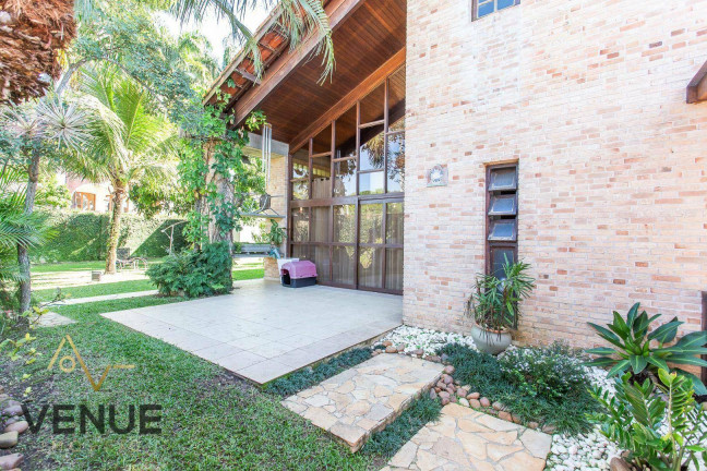 Imagem Casa com 5 Quartos à Venda, 229 m² em Pr Arrastão - São Sebastião Imagem Casa com 5 Quartos à Venda, 229 m² em Pr Arrastão - São Sebastião