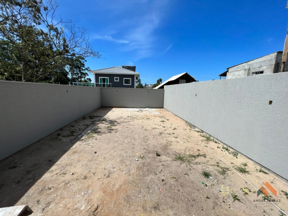 Imagem Casa com 3 Quartos à Venda, 100 m²