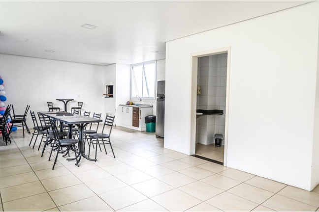 Imagem Apartamento com 2 Quartos à Venda, 61 m² em Teresópolis - Porto Alegre Imagem Apartamento com 2 Quartos à Venda, 61 m² em Teresópolis - Porto Alegre