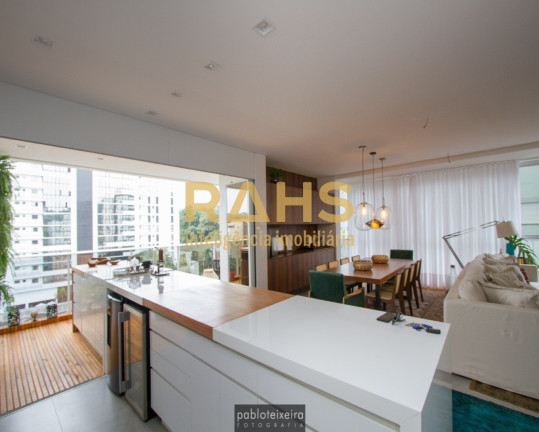 Imagem Apartamento com 3 Quartos à Venda, 223 m² em Atiradores - Joinville