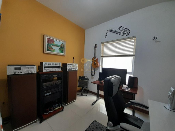 Imagem Apartamento com 3 Quartos à Venda, 136 m² em Várzea - Teresópolis Imagem Apartamento com 3 Quartos à Venda, 136 m² em Várzea - Teresópolis