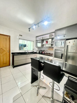 Imagem Sobrado com 3 Quartos à Venda, em Vila Ré - São Paulo Imagem Sobrado com 3 Quartos à Venda, em Vila Ré - São Paulo