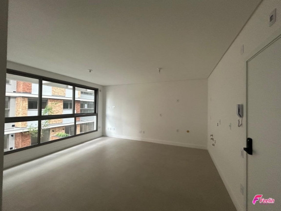 Imagem Apartamento com 1 Quarto à Venda, 42 m² em Estreito - Florianópolis Imagem Apartamento com 1 Quarto à Venda, 42 m² em Estreito - Florianópolis