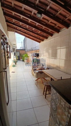 Imagem Casa com 4 Quartos à Venda, 126 m² Imagem Casa com 4 Quartos à Venda, 126 m²