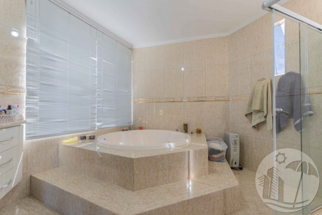 Imagem Casa com 5 Quartos à Venda, 259 m² em Ariribá - Balneário Camboriú Imagem Casa com 5 Quartos à Venda, 259 m² em Ariribá - Balneário Camboriú