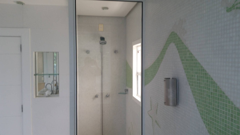 Imagem Casa com 5 Quartos para Temporada, 350 m² em Jurerê Internacional - Florianópolis Imagem Casa com 5 Quartos para Temporada, 350 m² em Jurerê Internacional - Florianópolis