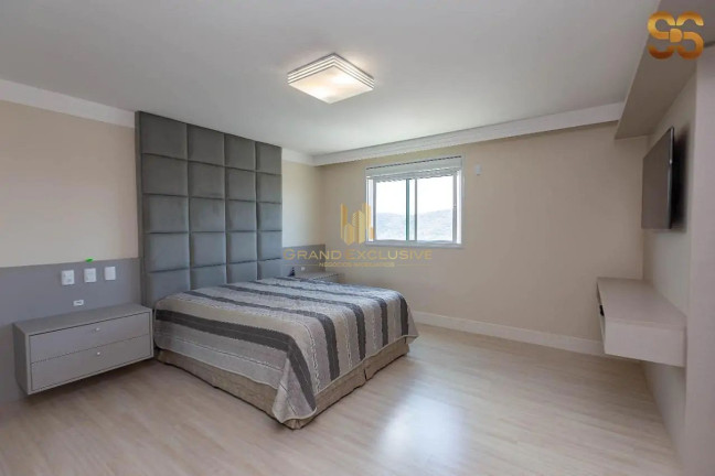 Imagem Apartamento com 4 Quartos à Venda, 228 m² em Pioneiros - Balneário Camboriú Imagem Apartamento com 4 Quartos à Venda, 228 m² em Pioneiros - Balneário Camboriú