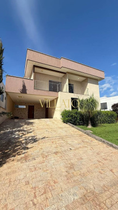Imagem Casa com 5 Quartos à Venda, 371 m² em Condomínio Do Lago 1ª Etapa - Goiânia Imagem Casa com 5 Quartos à Venda, 371 m² em Condomínio Do Lago 1ª Etapa - Goiânia