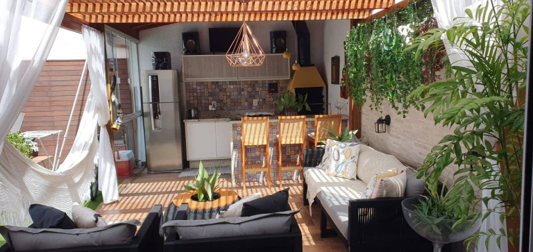 Imagem Casa com 2 Quartos à Venda, em Madri - Palhoça Imagem Casa com 2 Quartos à Venda, em Madri - Palhoça