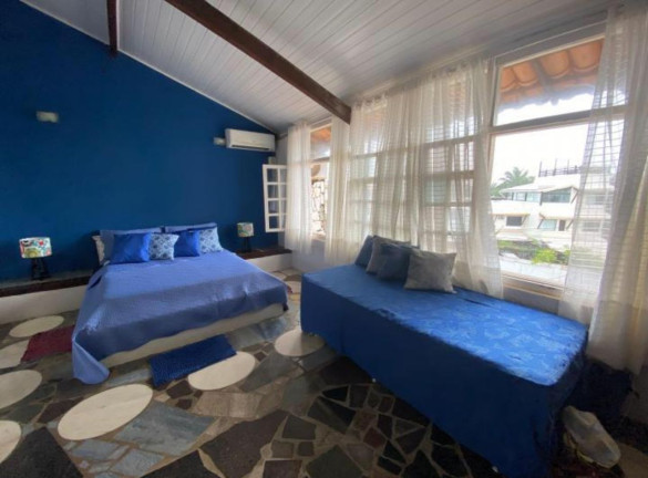 Imagem Casa com 4 Quartos à Venda, 250 m² em Stella Maris - Salvador Imagem Casa com 4 Quartos à Venda, 250 m² em Stella Maris - Salvador