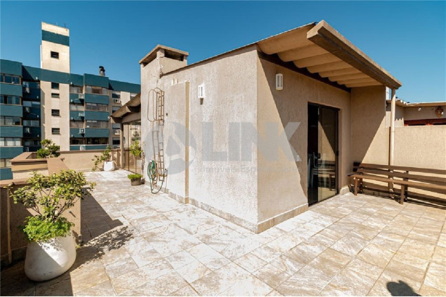 Imagem Imóvel com 2 Quartos à Venda, 111 m² em Passo Da Areia - Porto Alegre