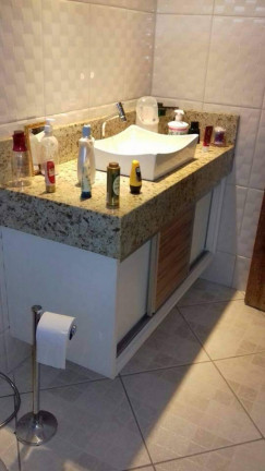Imagem Casa com 5 Quartos à Venda, em Ypu - Nova Friburgo Imagem Casa com 5 Quartos à Venda, em Ypu - Nova Friburgo
