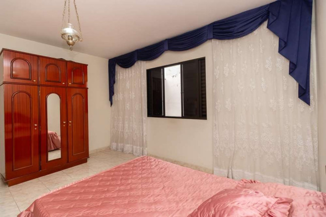 Imagem Casa com 2 Quartos à Venda, 220 m² em Vila Canero - São Paulo