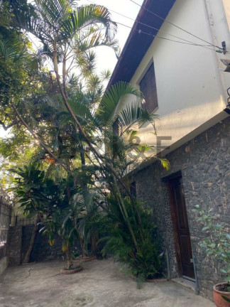 Casa com 3 Quartos à Venda, 189 m² em Vila Cordeiro - São Paulo