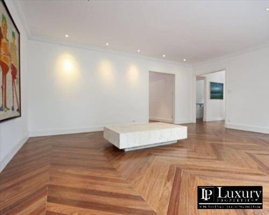 Imagem Casa com 4 Quartos à Venda, 355 m² em Alto De Pinheiros - São Paulo Imagem Casa com 4 Quartos à Venda, 355 m² em Alto De Pinheiros - São Paulo