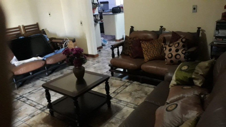 Imagem Casa com 3 Quartos à Venda, 360 m² em Parque 10 De Novembro - Manaus Imagem Casa com 3 Quartos à Venda, 360 m² em Parque 10 De Novembro - Manaus