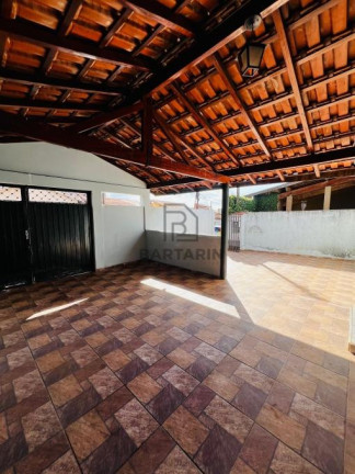 Casa com 3 Quartos à Venda, 200 m² em Conjunto Habitacional Heitor Villa Lobos - Araras