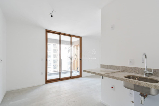 Imóvel com 1 Quarto à Venda, 26 m² em Vila Nova Conceição - São Paulo