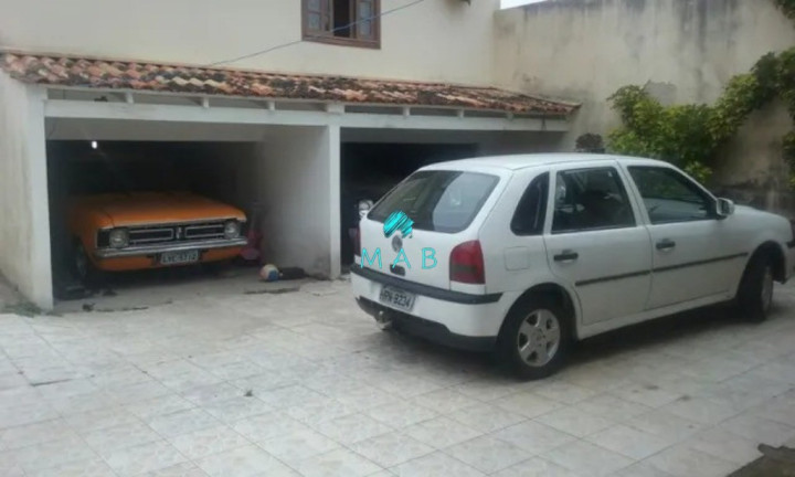 Imagem Sobrado com 3 Quartos à Venda, 320 m² em Ingleses Do Rio Vermelho - Florianópolis