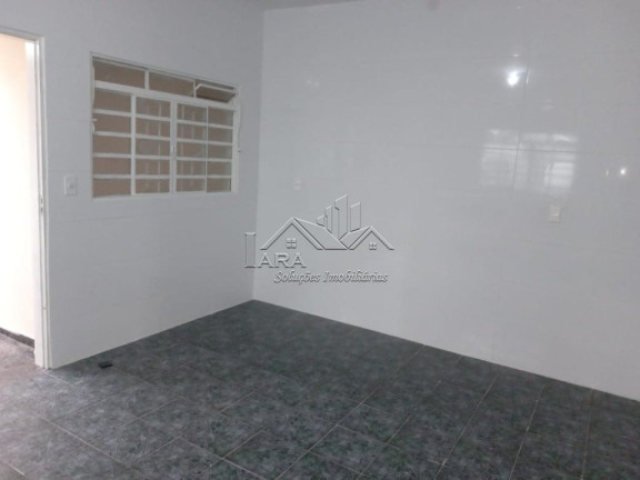 Imagem Sobrado com 2 Quartos à Venda,  em Vila Carrão - São Paulo