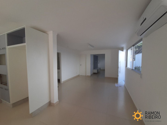 Imagem Imóvel com 5 Quartos à Venda, em Riviera - Bertioga Imagem Imóvel com 5 Quartos à Venda, em Riviera - Bertioga