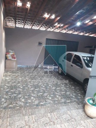Imagem Casa com 3 Quartos à Venda, 180 m² em Jardim Javari - Ribeirão Preto Imagem Casa com 3 Quartos à Venda, 180 m² em Jardim Javari - Ribeirão Preto