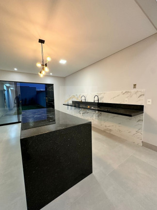 Imagem Casa com 3 Quartos à Venda, 165 m² em Setor Garavelo - Aparecida De Goiânia Imagem Casa com 3 Quartos à Venda, 165 m² em Setor Garavelo - Aparecida De Goiânia