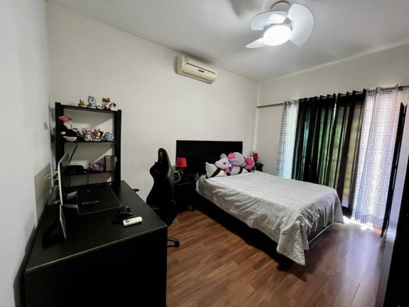 Imagem Casa com 6 Quartos à Venda, em Itaipú - Niterói Imagem Casa com 6 Quartos à Venda, em Itaipú - Niterói