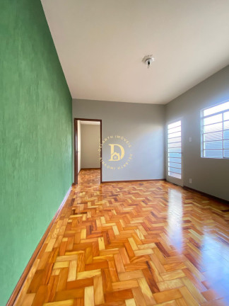 Imagem Casa com 2 Quartos à Venda, 97 m² em Parque Santo Antônio - Jacareí Imagem Casa com 2 Quartos à Venda, 97 m² em Parque Santo Antônio - Jacareí