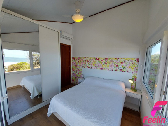 Imagem Casa com 4 Quartos à Venda, 283 m² em Armação - Florianópolis Imagem Casa com 4 Quartos à Venda, 283 m² em Armação - Florianópolis