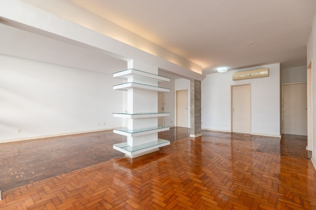 Apartamento com 2 Quartos à Venda, 140 m² em República - São Paulo