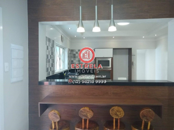 Imagem Casa com 4 Quartos à Venda, 650 m² em Jardim Santa Maria - Jacareí Imagem Casa com 4 Quartos à Venda, 650 m² em Jardim Santa Maria - Jacareí