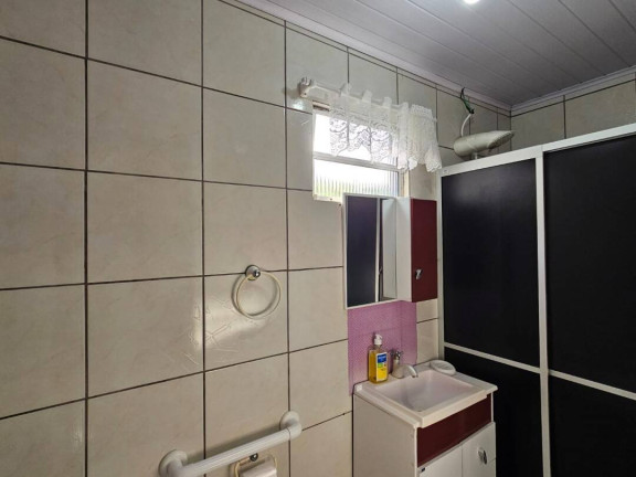 Imagem Casa com 6 Quartos à Venda, 245 m² em Balneário Barra Do Sul Imagem Casa com 6 Quartos à Venda, 245 m² em Balneário Barra Do Sul
